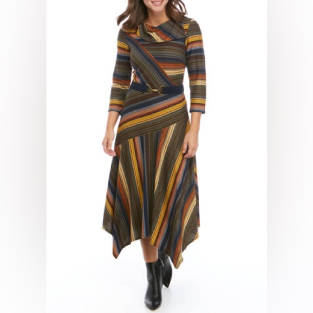 Gabby Skye Women's Stripe Belted Cowl Neck Hacci Dress